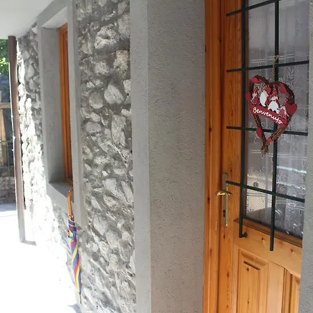 In Perfetto Stile Valdostano Διαμέρισμα