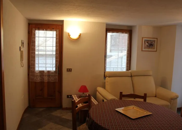 In Perfetto Stile Valdostano * Сент-Винсент